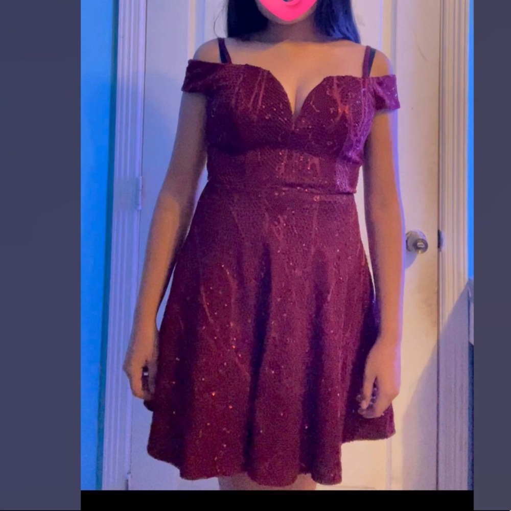 Sequin maroon/burgundy dress